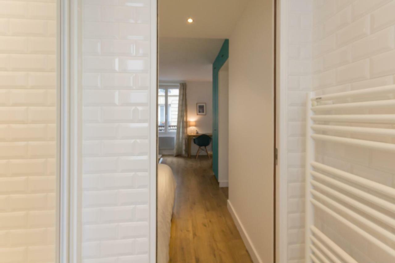 Les Toits De Paris Bed & Breakfast Екстериор снимка