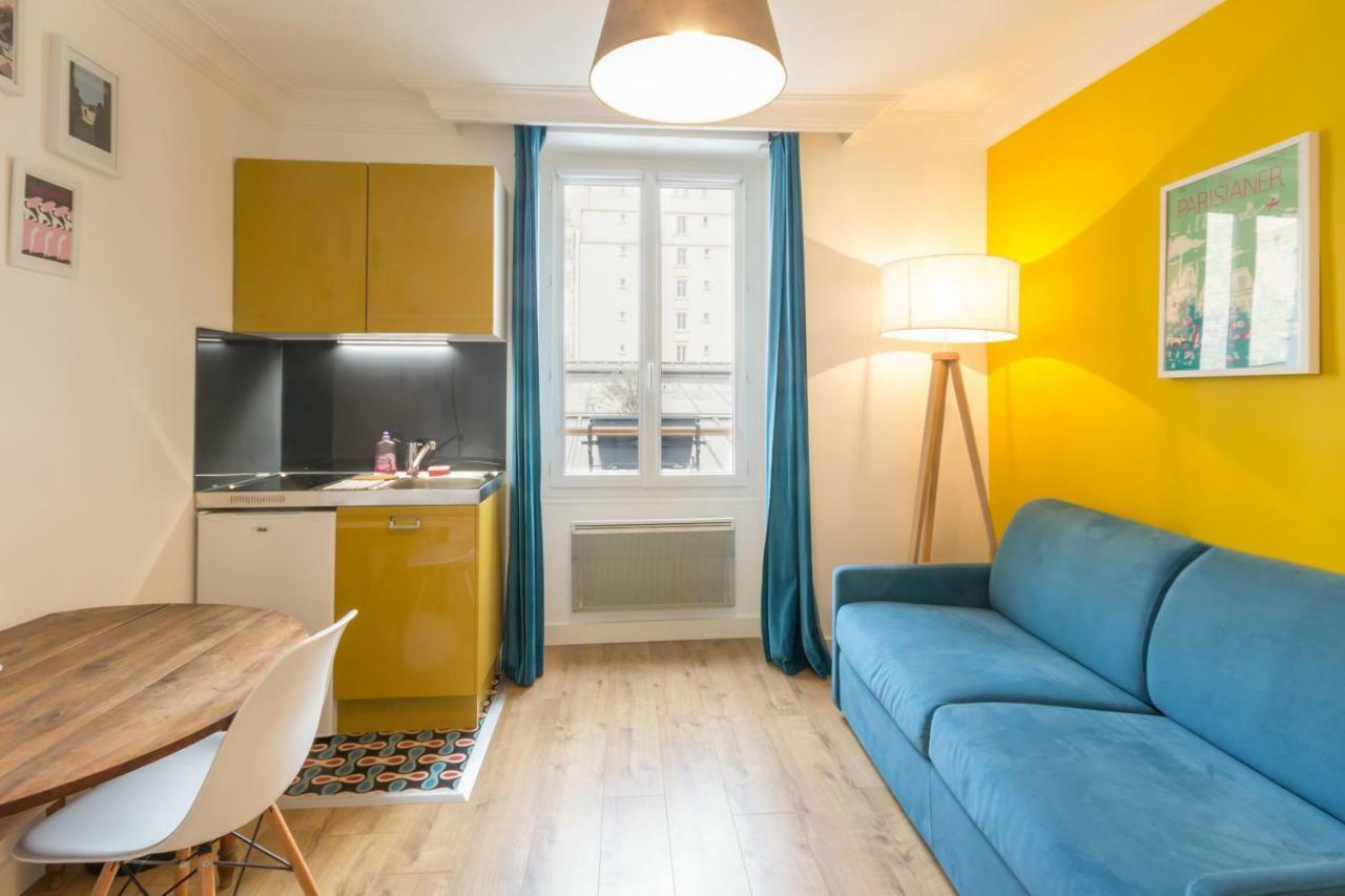 Les Toits De Paris Bed & Breakfast Екстериор снимка