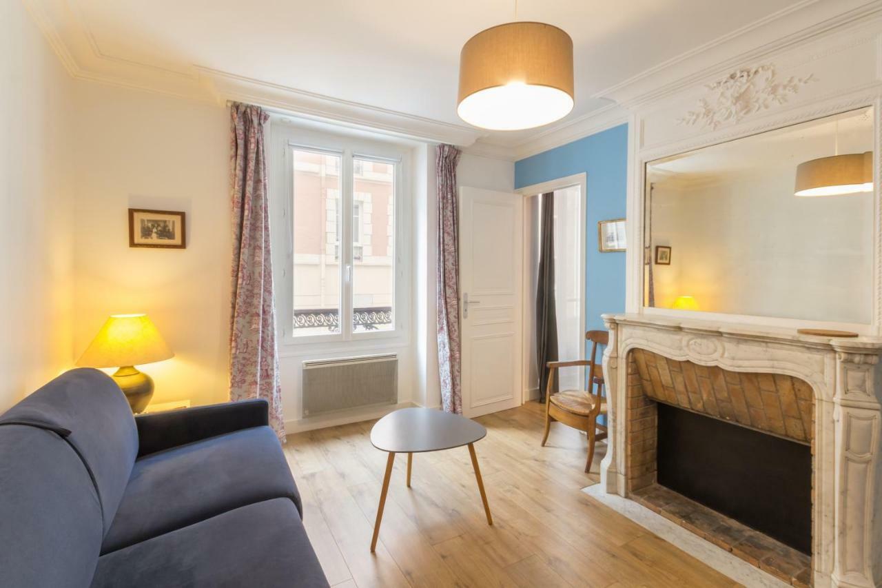 Les Toits De Paris Bed & Breakfast Екстериор снимка