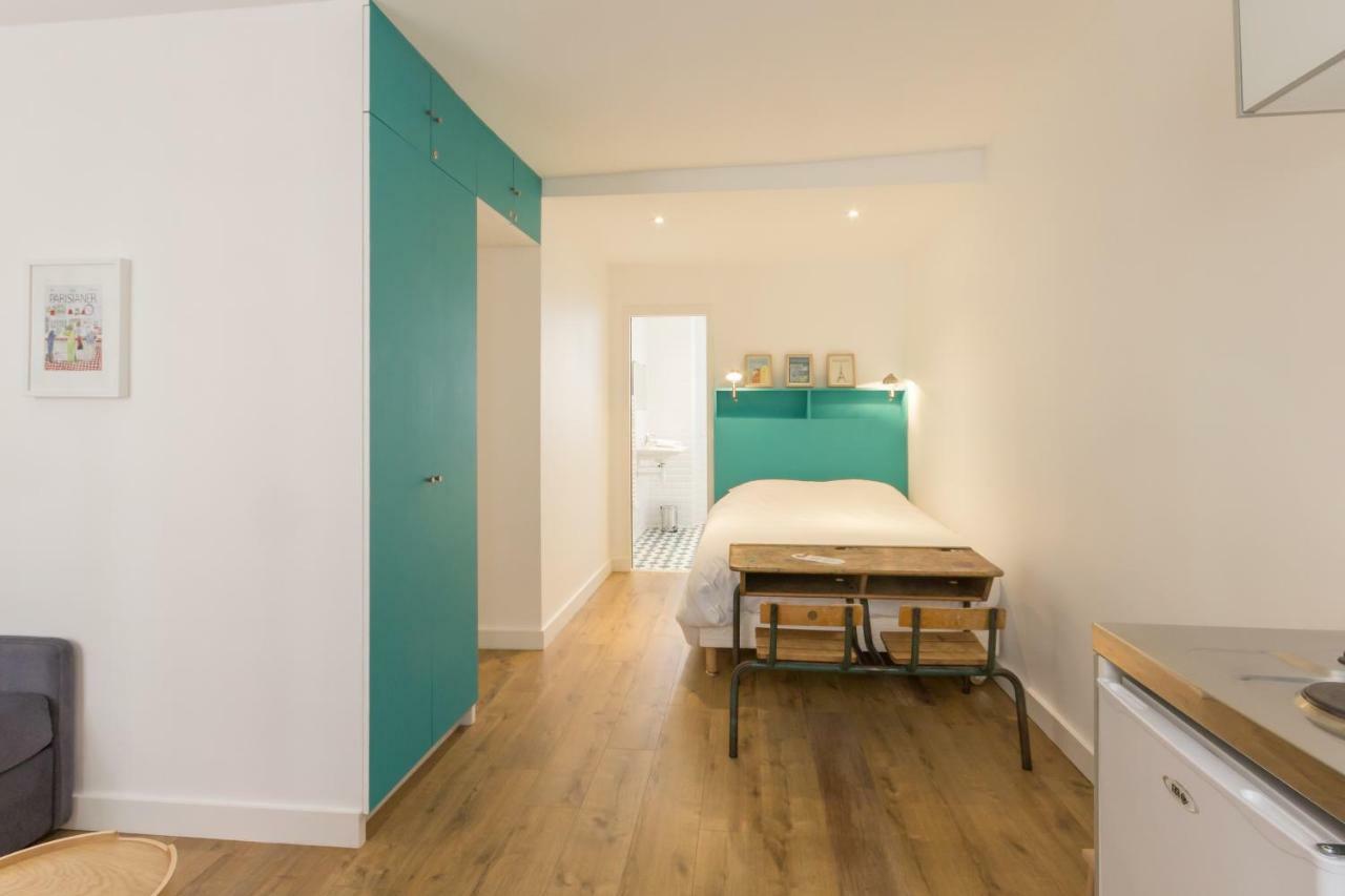 Les Toits De Paris Bed & Breakfast Екстериор снимка